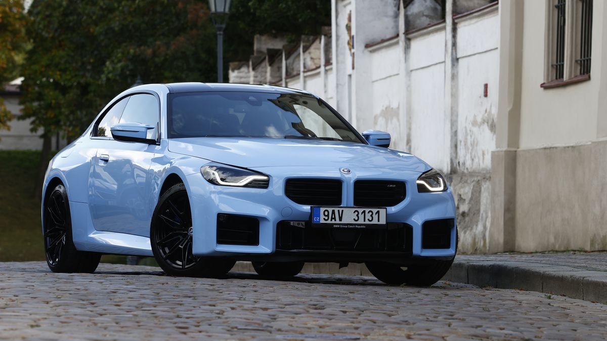 Test BMW M2: Vážnější i zběsile rychlé